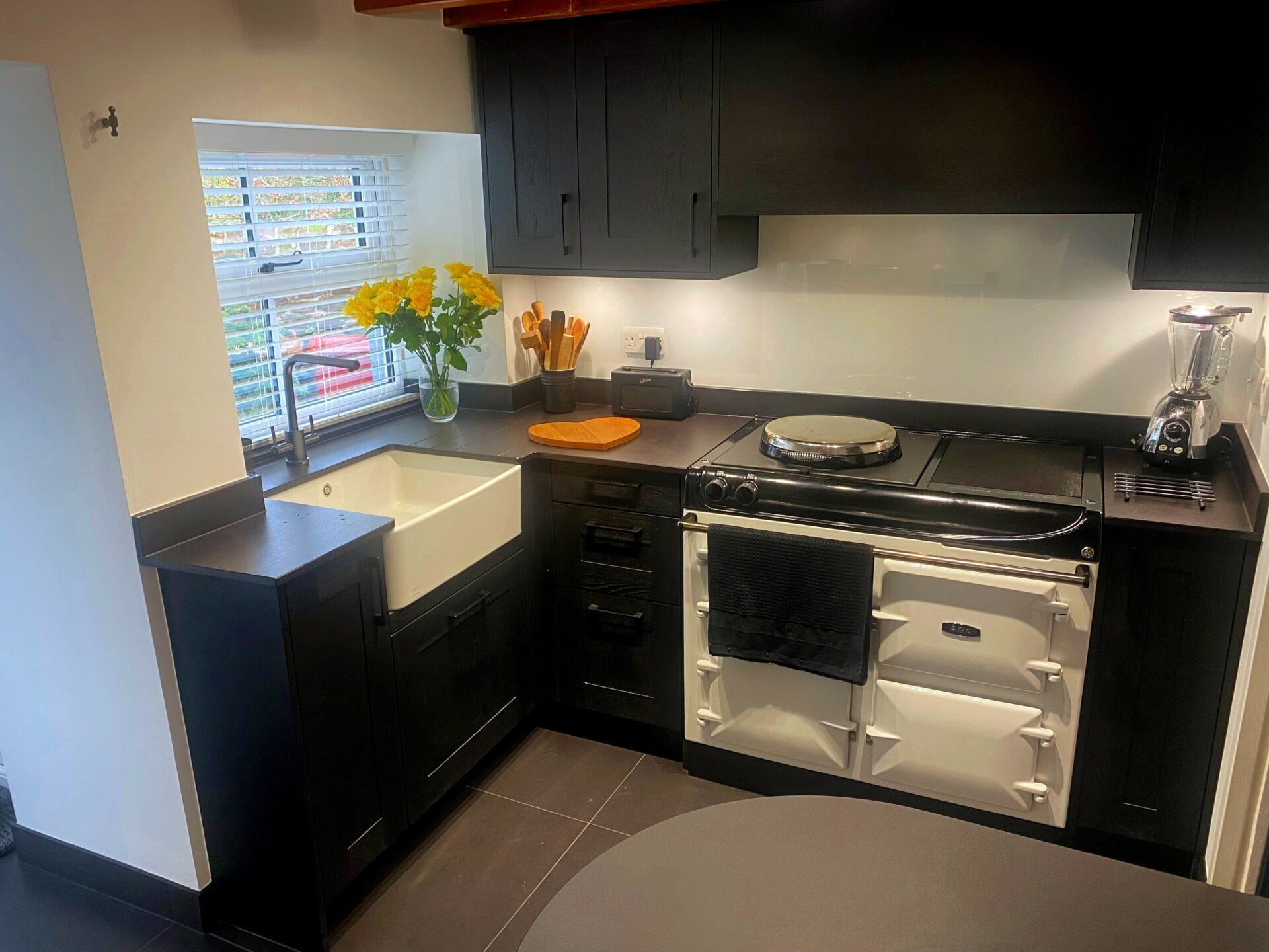 Black Cottage Kitchen In Barrow-in-Furness | Mike Hughes Kitchen ...